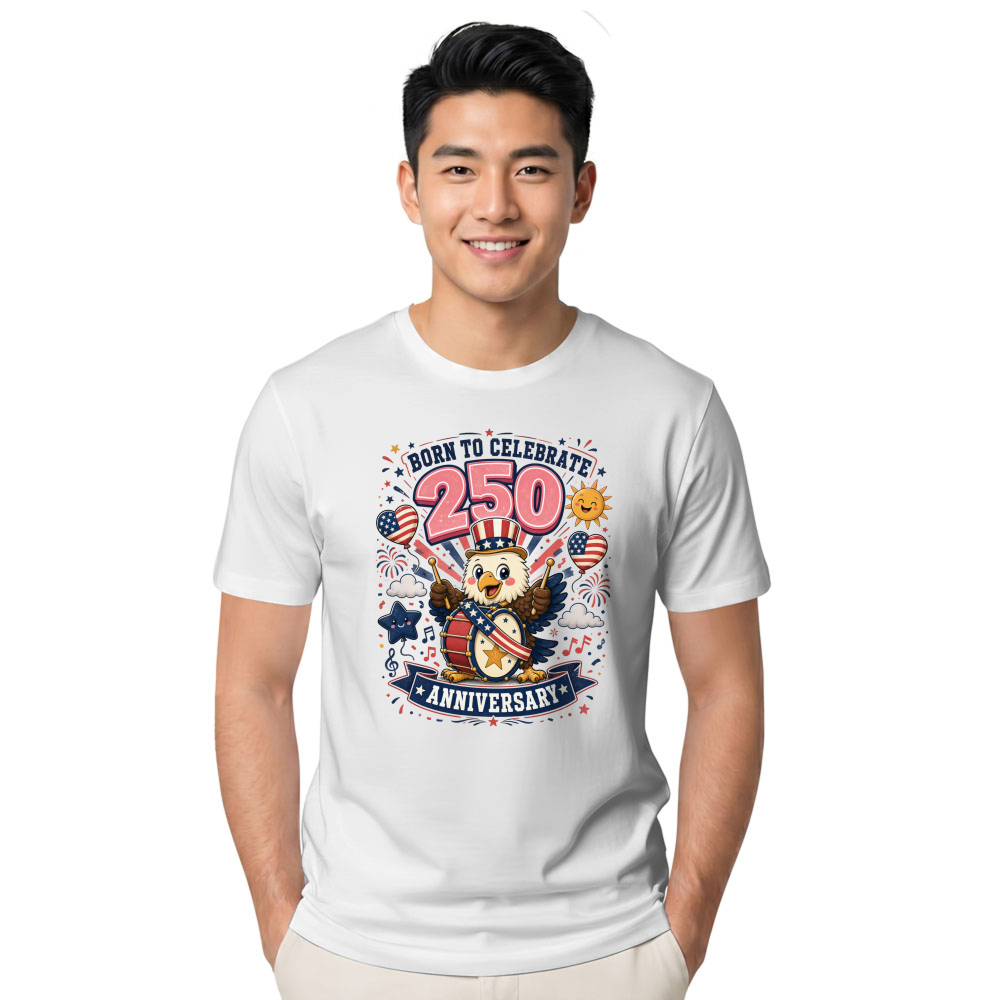 Cute Cartoon Bald Eagle Patriotic Graphic T-Shirt
